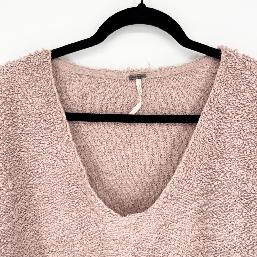 Free People Popcorn Pullover V-Neck Boxy Sweater In Mauve Pink Sz XS Boho Casual